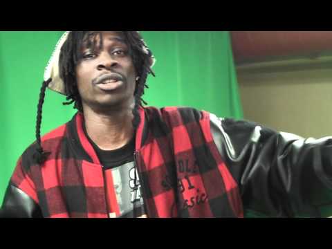 Live interview with -Hyphalini