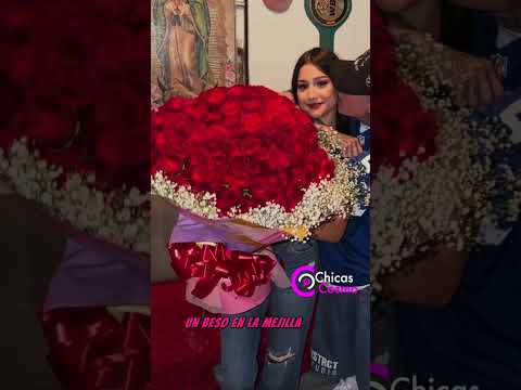 Con enorme ramo buchón Santa Fe Klan  presume a su nueva novia#chisme #noticias