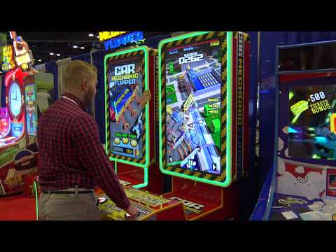 Car Mechanic Flipper Arcade Game by Magic Play (IAAPA 2017)
