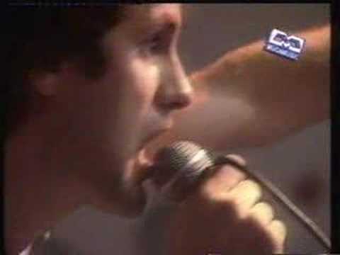 Los Piojos - Los mocosos (acústico en Much Music 1994)