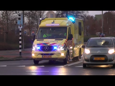 Spoedoverplaatsing, C Miesen Ambulance 01-128 Groningen naar het UMCG