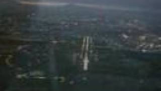 preview picture of video 'JKT_Rwy25L ILS approach and landing Jakarta cockpit view'