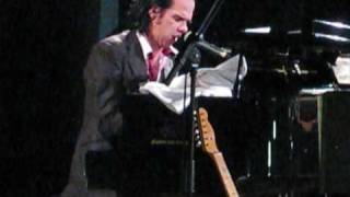 Nick Cave &quot;(Are you) the one that I&#39;ve been waiting for?&quot; live in Barcelona