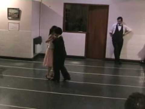  Gustavo Chaile  is  dancing  to  the  tango  "  Pata Ancha  "