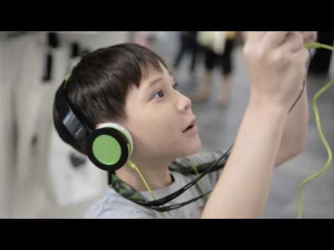 Step Into the Wild with Lenovo Phab 2 Pro