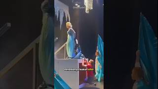 Download lagu Rahasia di Balik Pergantian Kostum Super Cepat di Atas Panggung! #shotrs mp3 Download lagu Rahasia di Balik Pergantian Kostum Super Cepat di Atas Panggung! #shotrs mp3