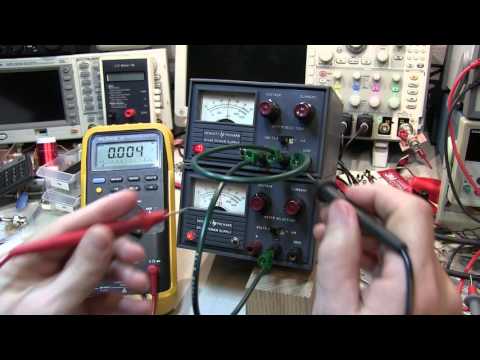 #233: Back to Basics: How to use the 3 terminals of a lab power supply | split supply