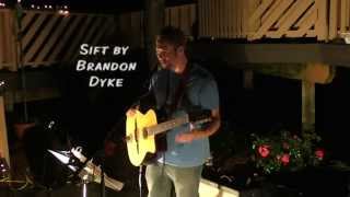 Sift solo performance by Brandon Dyke live at Rat Con 2015
