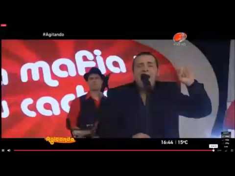 Mujer Amante en Agitando