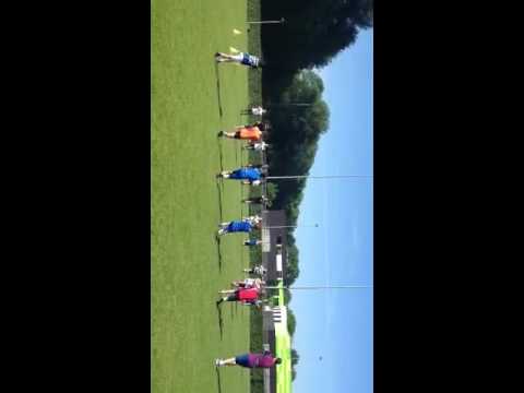 Witblauw kampen met trainer suat Azer van SFC