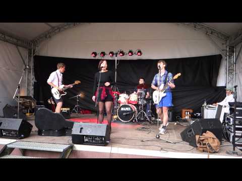 FoxDevilsWild - Sweet about me (Gabriella Cilmi ) Cover LIVE