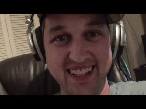 Vlogust 17, 2011 - Creepy Luke, Anime, and Choco Tacos!