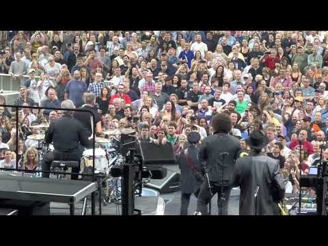 Bruce Springsteen, Greensboro, NC - 03/25/23 Band Introductions.