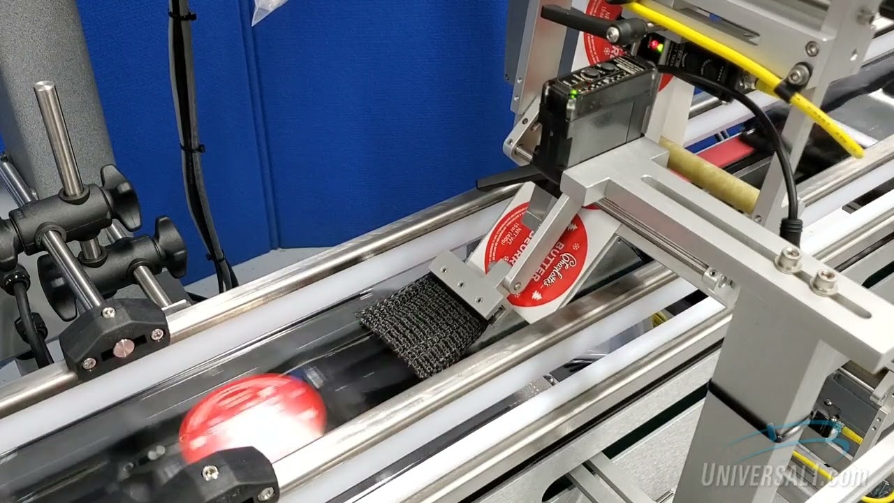 Clamshell Container Labeling System