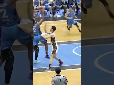 ベンチに戻って思わずニヤニヤしてしまうスーパーショット😂 #Bリーグ | B.LEAGUE（Bリーグ）公式サイト