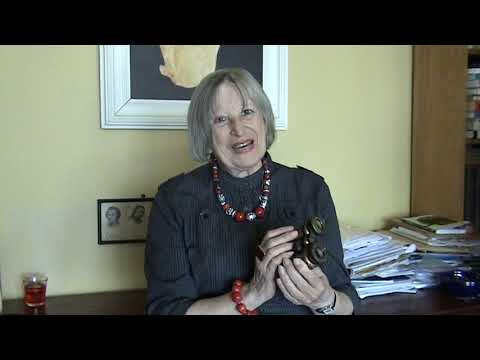 Eveniment cultural special, la Liceul Tehnologic „Ion Creangă” din Curtici: O întâlnire virtuală cu scriitoarea Nora Iuga. Fetița cu o mie de riduri