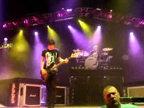 Intro - Save It For The Bedroom - You Me At Six (live) - 7/12/10