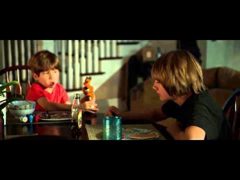 DARK SKIES - SIE SIND UNTER UNS - Deutscher Trailer