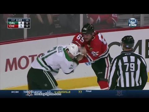 Antoine Roussel vs Andrew Shaw Nov 16, 2014