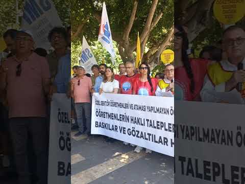 Ankara'da Öğretmenlere Yönelik Şiddet Adana'da Protesto Edildi.