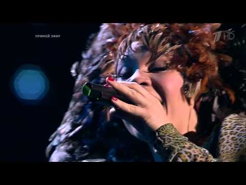 Tina Kuznetsova ft Pelageya - Now We Are Free (live, Голос 2,12.27.2013)