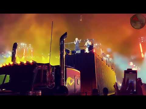 Residente y Bad Bunny Rompieron En La Segunda Noche De Concierto!