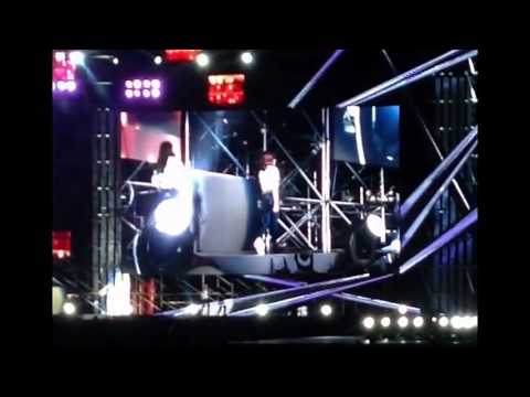 Fancam 131019 SNSD   Kissing You @ 2013 SMTOWN Beijing   少女時代 HD