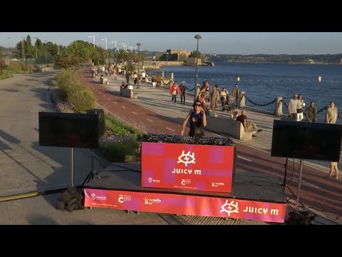 DJ Juicy M in A Coruña