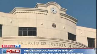 Preso escapa lanzándose de vehículo en marcha cuando era trasladado en Santiago Preso escapa lanzándose de vehículo en marcha cuando era trasladado en Santiago
