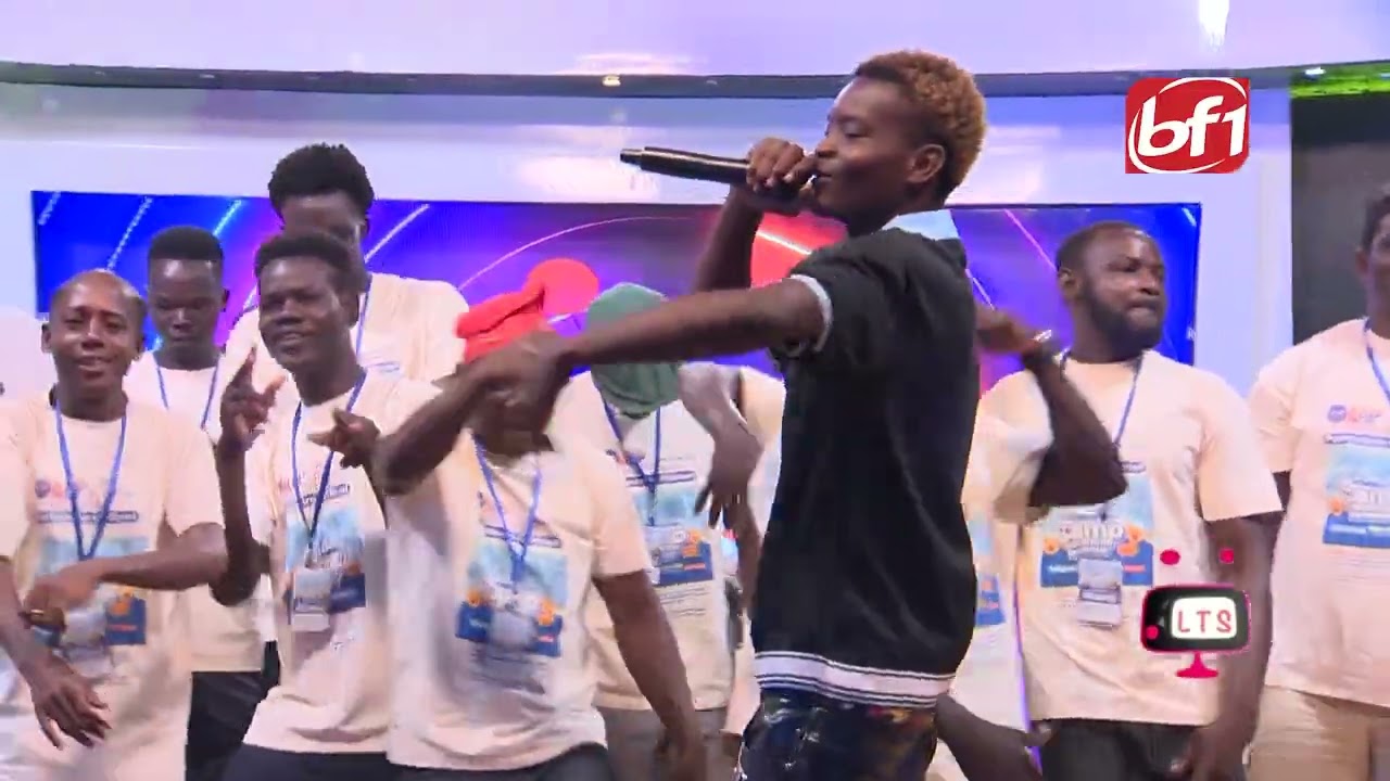 L'artiste Pepsi Tino fait le show à la Télé S’amuz avec son titre "Alhamdoulilah "