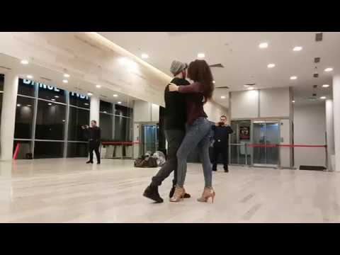 Billie and Emi - Kizomba Fusion