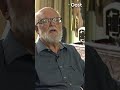 Professor Hans (77) is helemaal gek van plastic | RTV Oost
