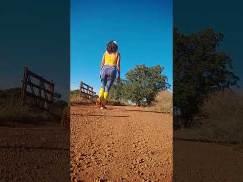 Caminhada sertaneja Comunidade Santa Rita município Vianópolis Goiás Brasil