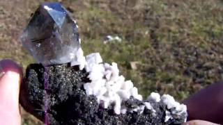 preview picture of video 'Large Herkimer Diamond on Matrix'