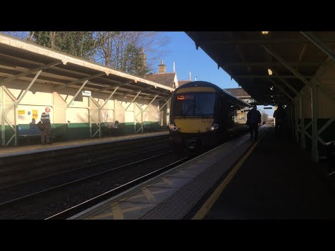 170108 arriving and departing from Beeston Station (17/12/2020)