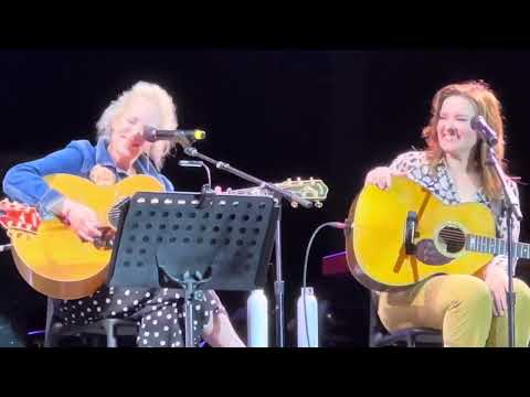 Mary Chapin Carpenter, Between the Dirt and the Stars, @ Girls Just Wanna Weekend 01-20-24