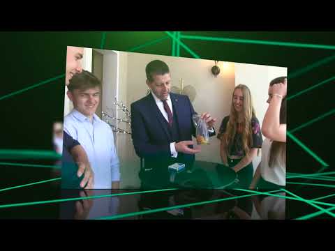 Ineggsplicable de Kieron Johnson & Mark Traversoni - www.bigmagie.com