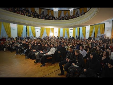 O nouă conferință susținută de Maica Siluana Vlad