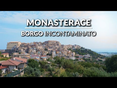 Monasterace - Borgo incontaminato