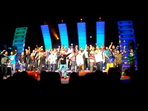 Murga los Serenquenquenes (cancion)- Presentacion Murga las Sargorias 2013