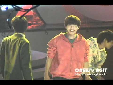 [Fancam] 081114 SHINee Onew