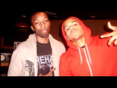 Andre Merritt ft. Chris Brown - Flying Solo