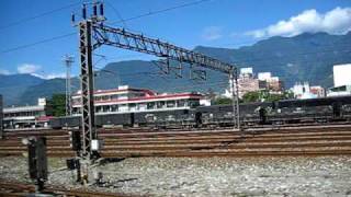 preview picture of video 'Train ride from Taipei to Hualien (4/4) - Taiwan 2009'