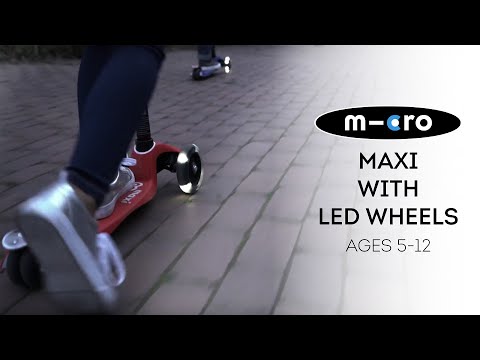 Micro Kickboard Maxi Deluxe LED - Blue