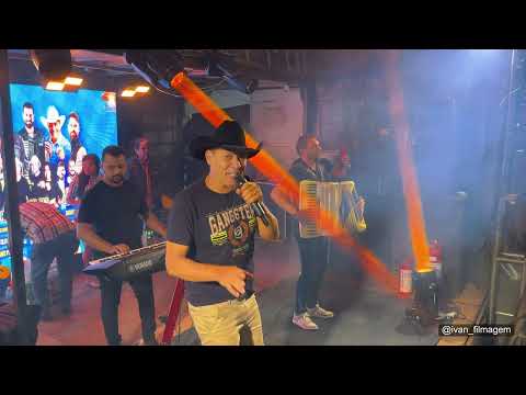 Zé de Freitas no Arraiá de Fazenda Nova 2025 em Araruna - PB