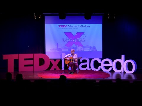 Performance Artística | Victor Cali | TEDxMacedoSalon