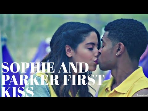 Sophie and parker first kiss | greenhouse academy 4×8