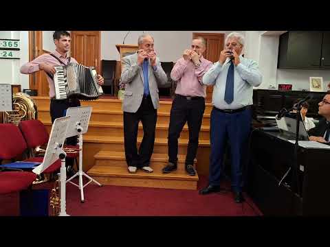 Când la sunetul de trâmbiți - Instrumental