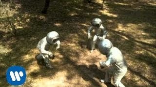 The Car Is On Fire - Ombarrops ! [Official Music Video]