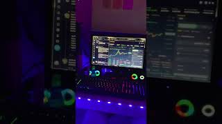 Download lagu Story WA Kamar Gaming Keren! buat pamer di status wa mp3